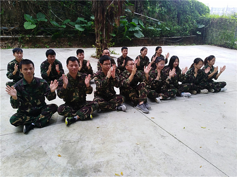 塞伯羅斯戶外拓展訓練圖